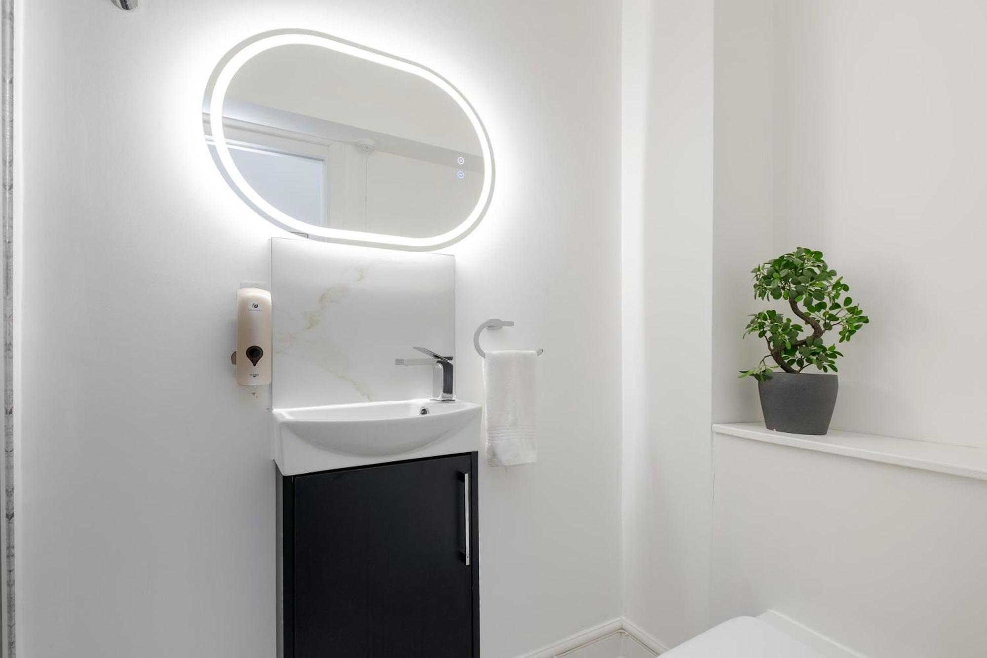 Luxury 3 Bedroom Apartment In Marylebone London Exterior photo