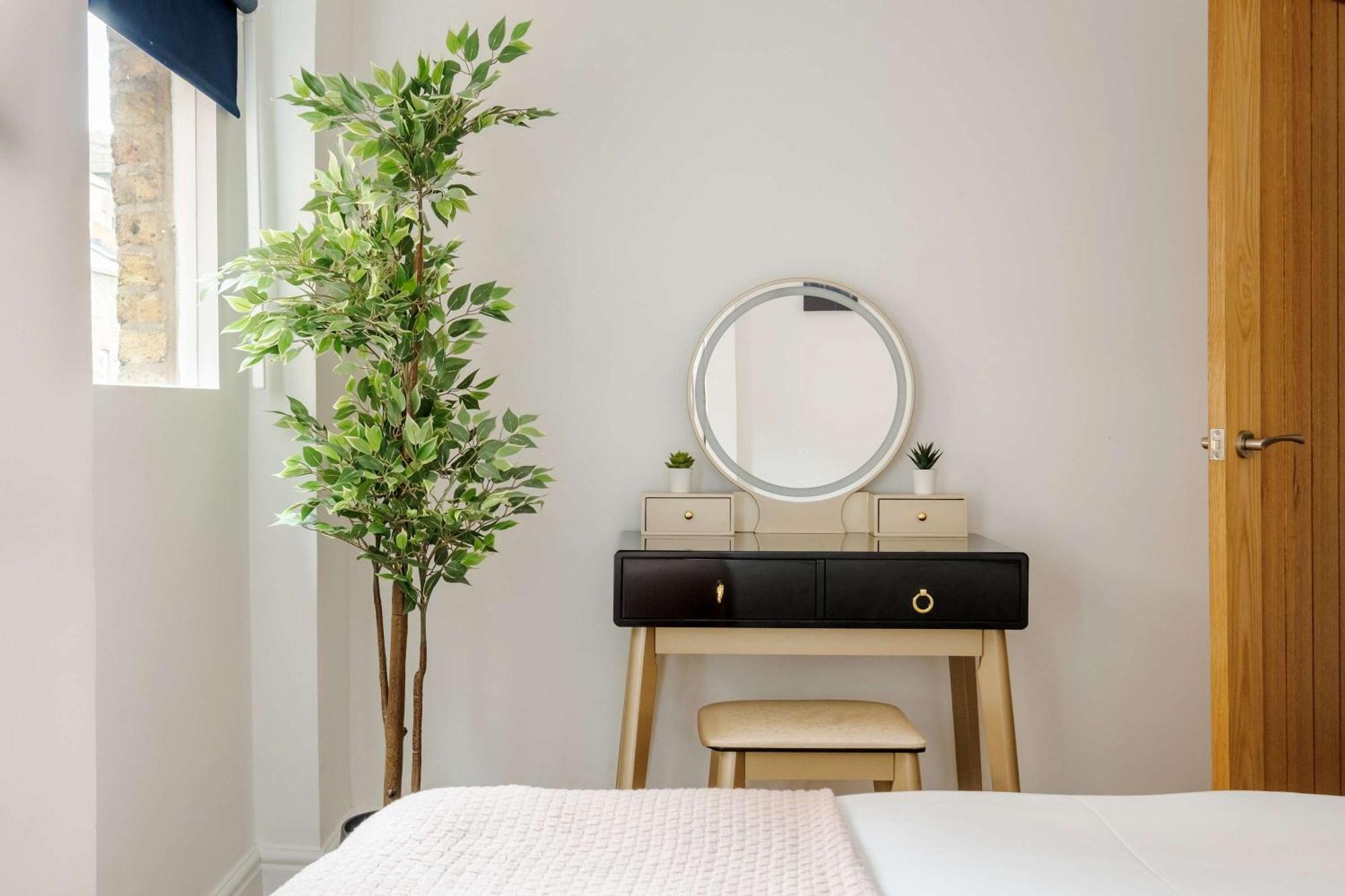 Luxury 3 Bedroom Apartment In Marylebone London Exterior photo
